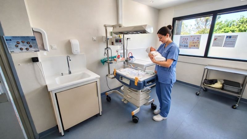 Aménagement sur mesure d’une salle d’accouchement de la Maternité de l’Étoile
