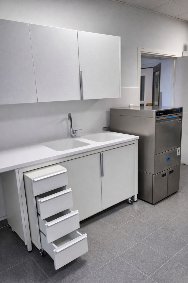 Salle de soins aménagée sur mesure au CHS de Montfavet